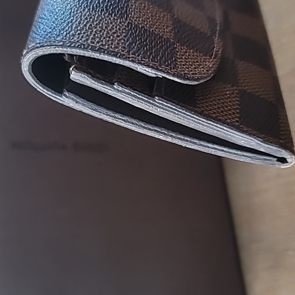 LOUIS VUITTON Emilie Damier Ebene Wallet Brown - Picture 11 of 13